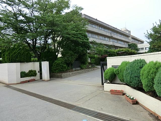 Junior high school. Kasukabe Municipal Toyono until junior high school 2300m