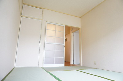 Living and room. The futon faction is room Recommend tatami