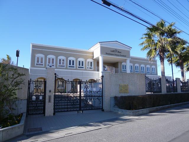 kindergarten ・ Nursery. Renaissance Donryu to kindergarten 338m