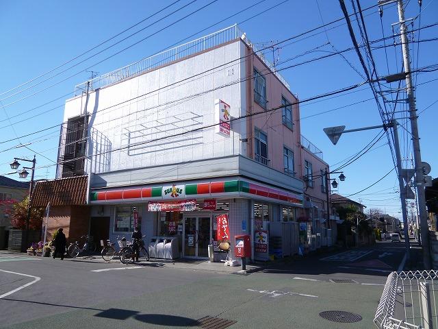 Convenience store. 315m until Thanksgiving Kasukabe Ichinowari shop