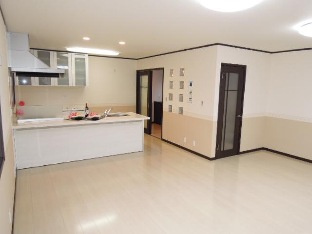 Same specifications photos (living). It will be in the same specification photo. (Color ・ model ・ There is a case where part number is different. )