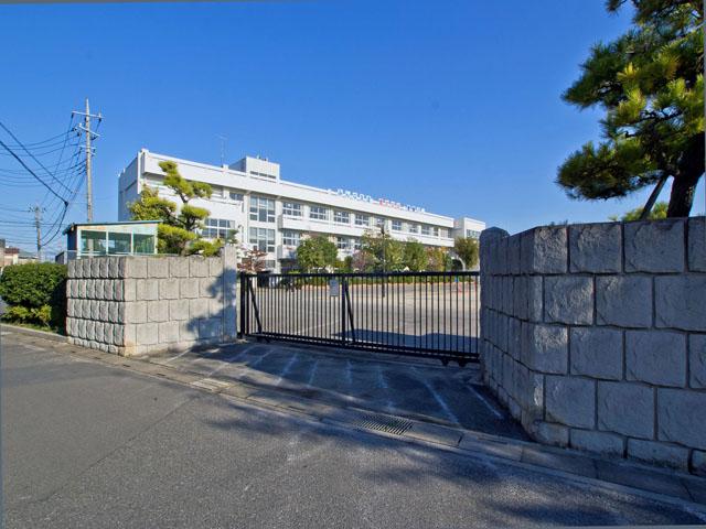 Primary school. 125m to Kasukabe Municipal Toyoharu Elementary School