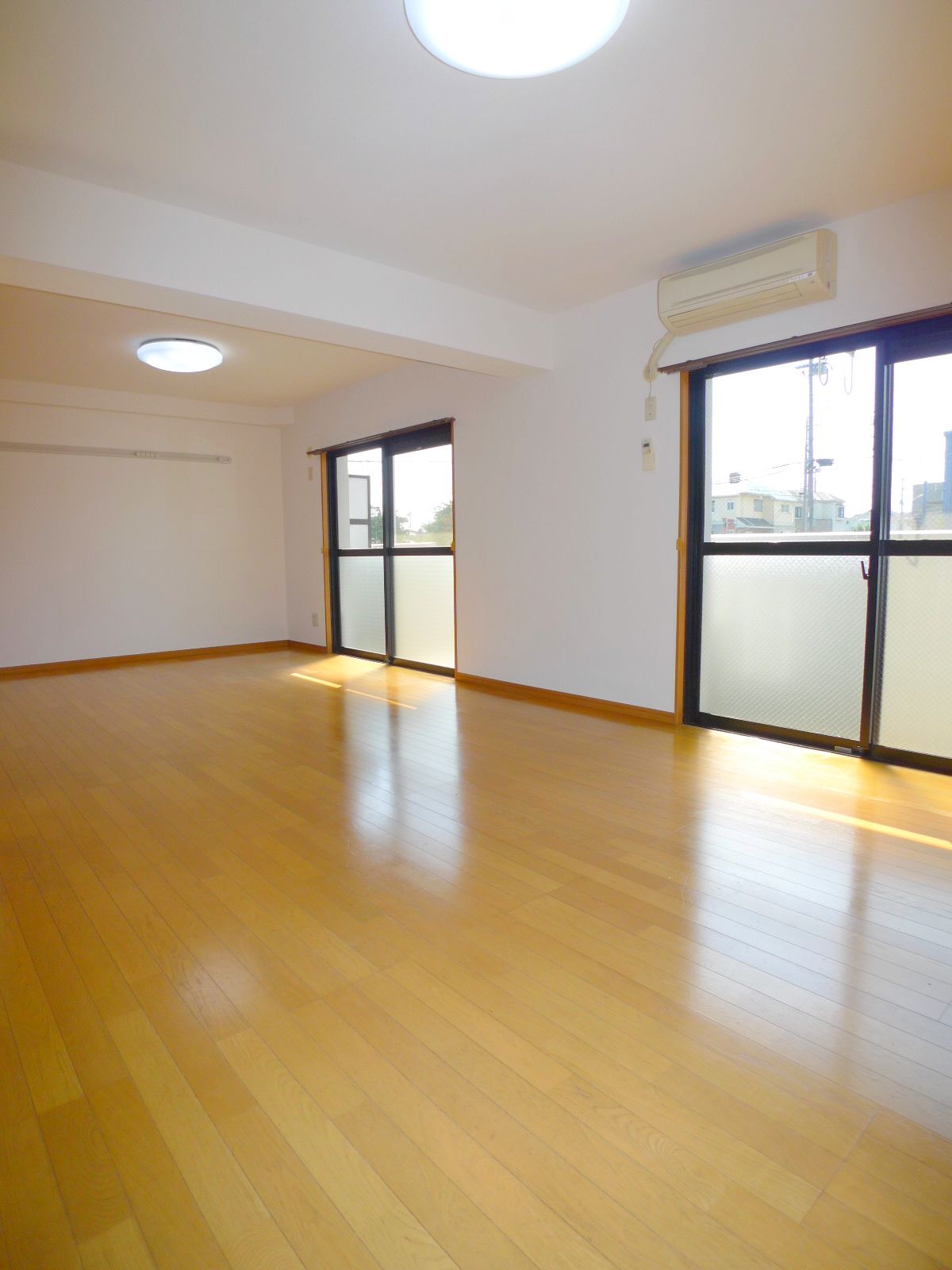 Living and room