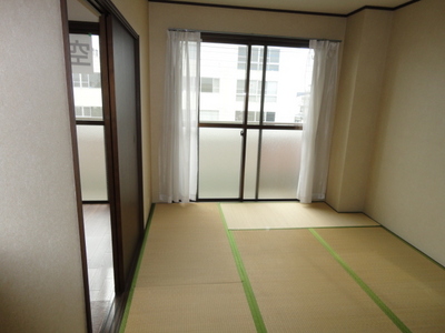 Living and room.  ☆ Japanese-style room 6 quires ☆ 