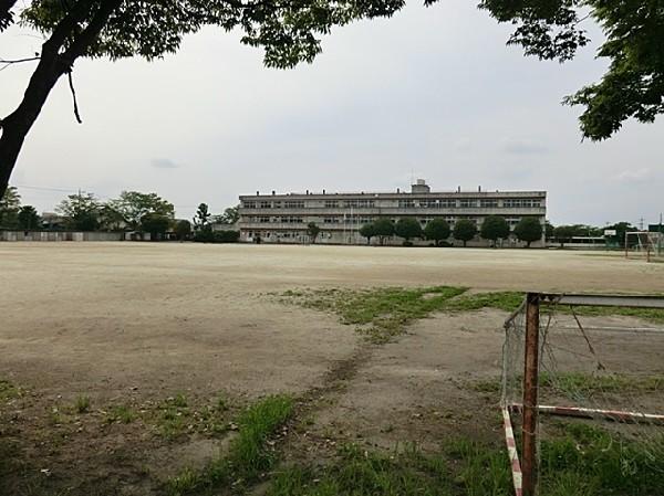 park. Kasukabe Municipal Toyono 800m up to junior high school