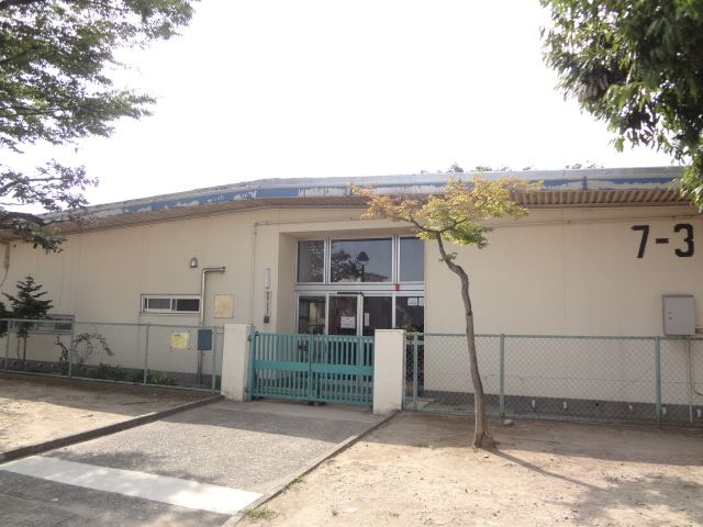 kindergarten ・ Nursery. First nursery school (kindergarten ・ 320m to the nursery)