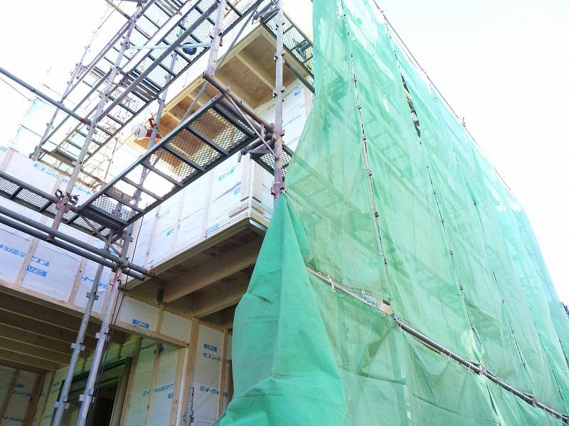 Local appearance photo. Local (12 May 2013) Shooting