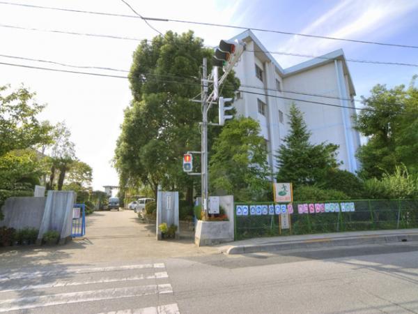 Primary school. Yagisaki until elementary school 480m