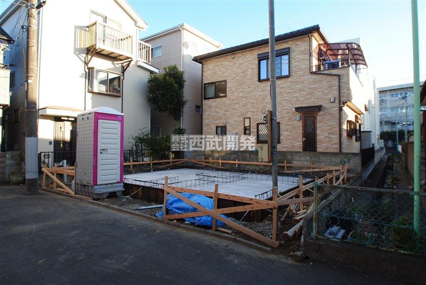 Local appearance photo. Local (12 May 2013) Shooting