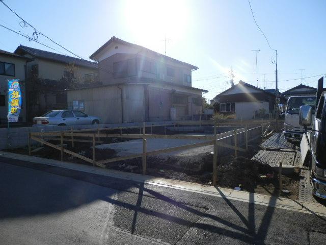 Local appearance photo. Local (11 May 2013) Shooting