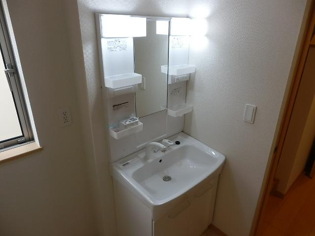 Same specifications photos (Other introspection). Same specifications