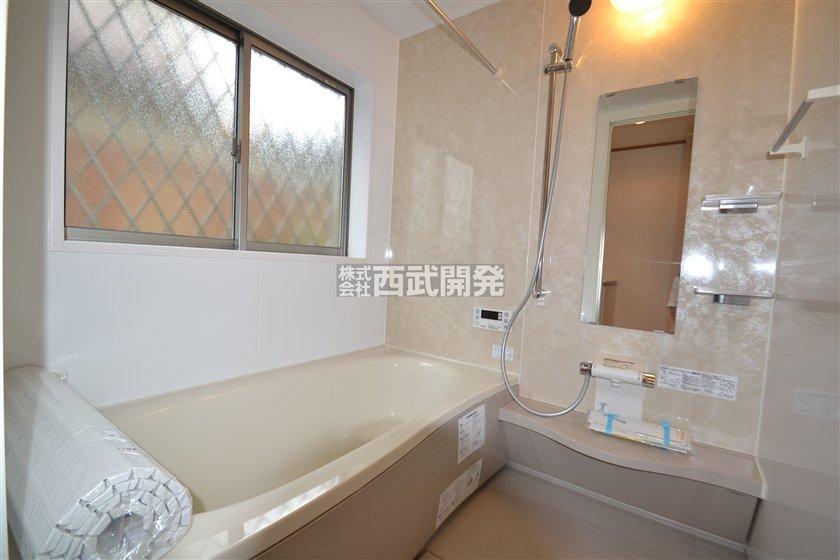 Bathroom. Indoor (July 2013) Shooting