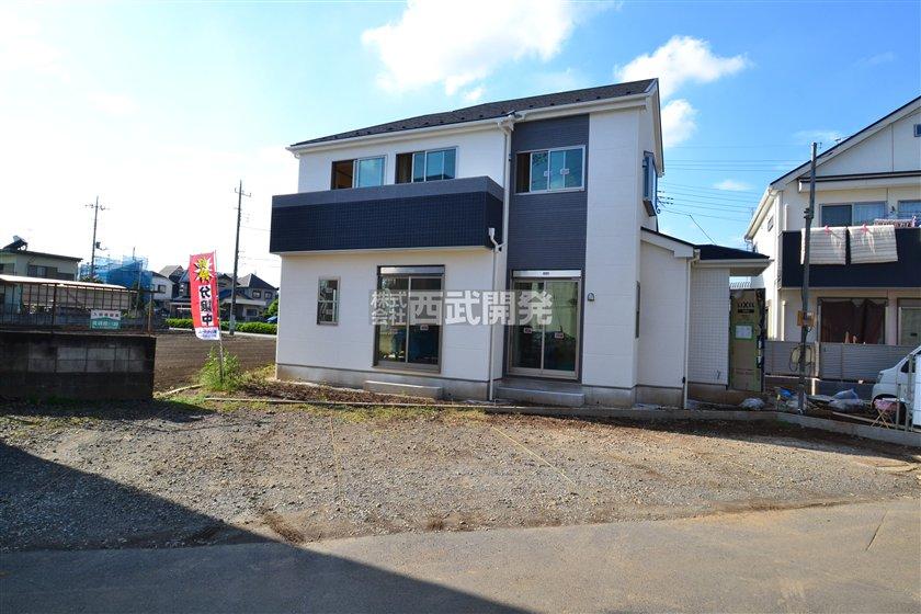 Local appearance photo. Local (10 May 2013) Shooting