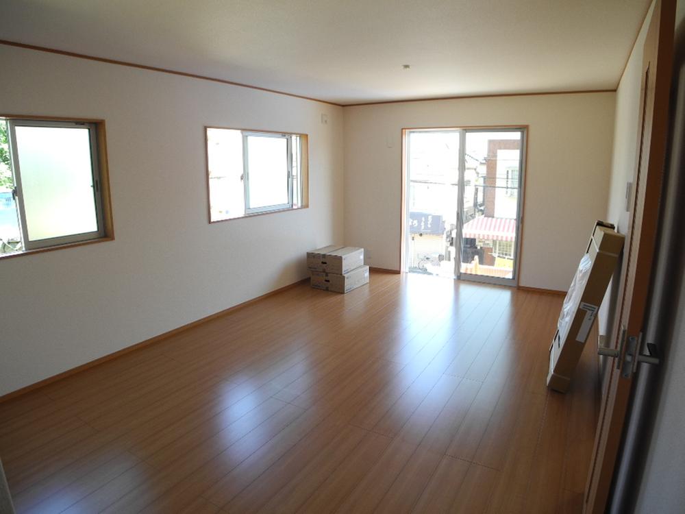 Living. Indoor (11 May 2013) Shooting