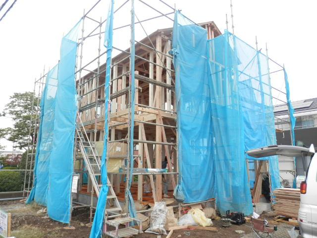 Local appearance photo. Local (10 May 2013) Shooting