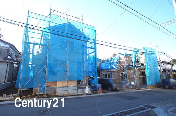 Local photos, including front road. 12 / 24 shooting Completion of framework