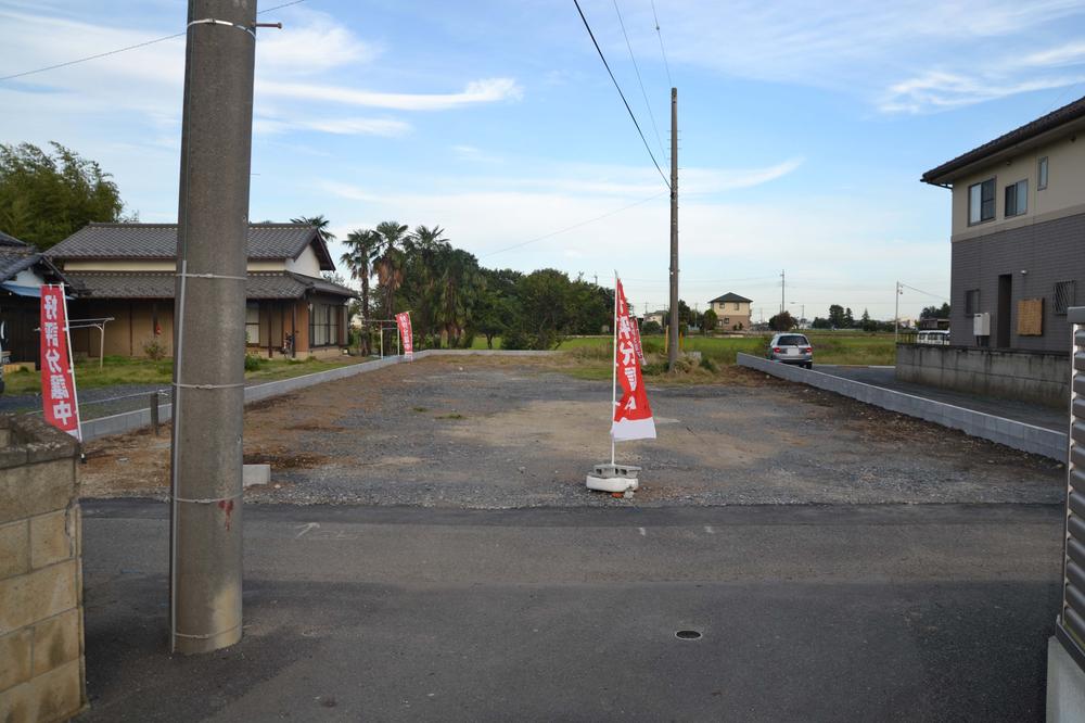 Local appearance photo. Local (10 May 2013) Shooting