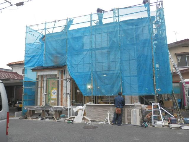 Local appearance photo. Local (11 May 2013) Shooting