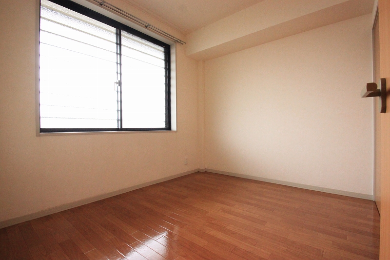 Other room space.  ■ Same apartment It is similar renovation photo