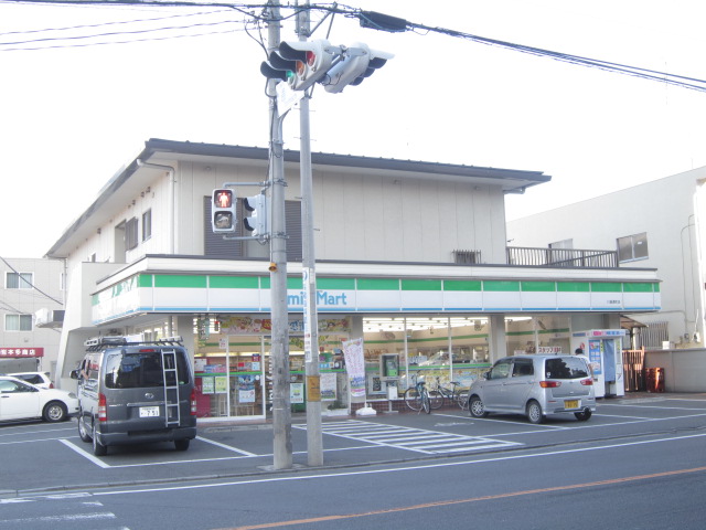 Convenience store. FamilyMart Kawagoe Torimachi store up (convenience store) 200m