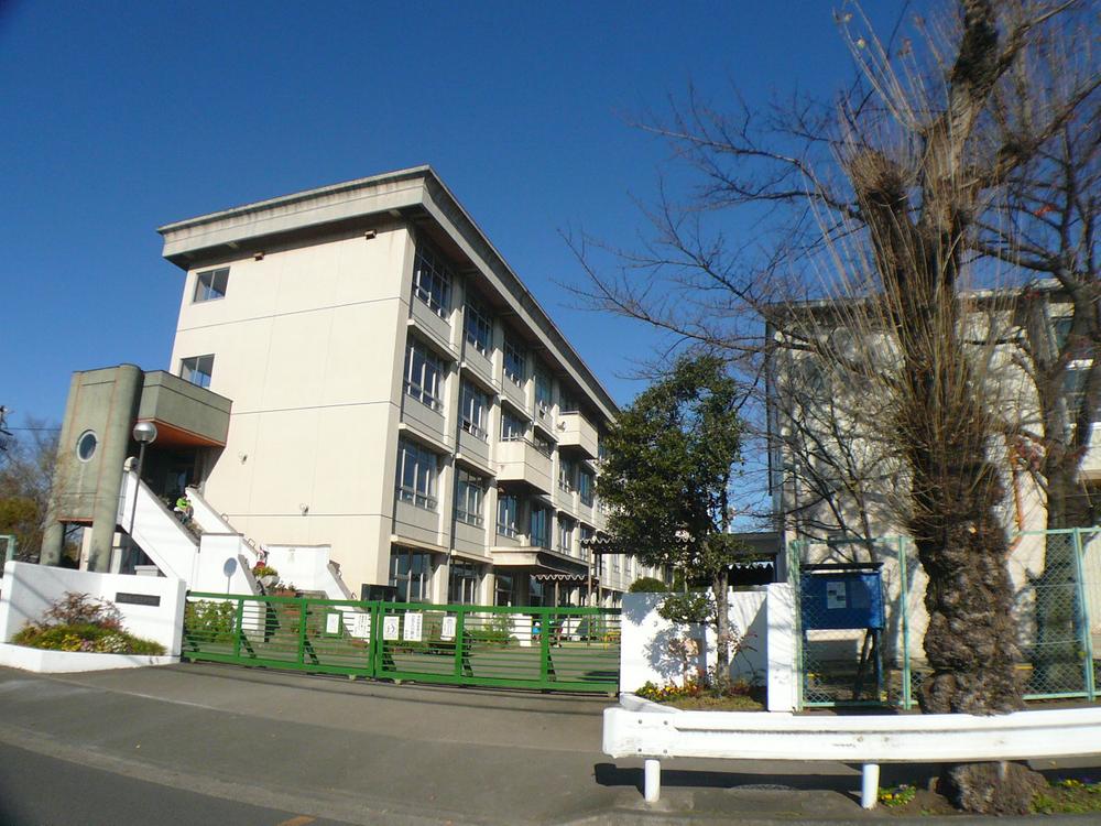 Primary school. Hirotani until elementary school 1160m