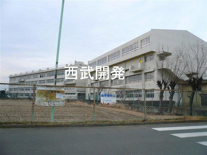 Primary school. Ushiko until elementary school 1850m