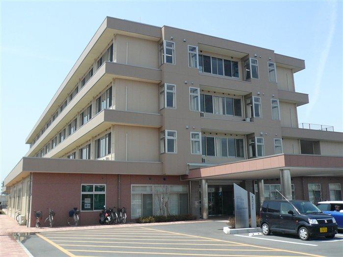 Hospital. Until Obitsusankeibyoin 690m