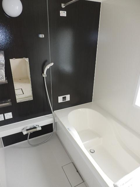 Same specifications photos (Other introspection). Same specifications