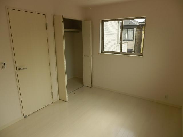 Same specifications photos (Other introspection). Same specifications