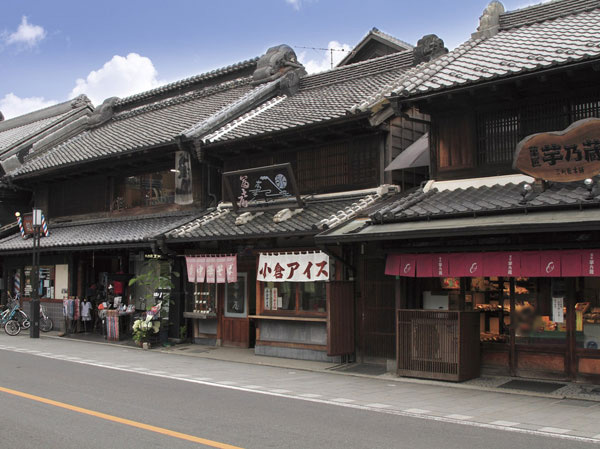 Surrounding environment. [Rooftops of internal development] Fujiya shops (a 10-minute walk, About 780m)