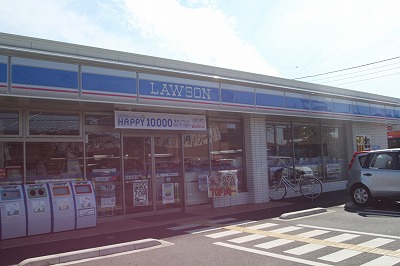 Convenience store. 390m until Lawson Kawagoe Kasahata Ueno before the store (convenience store)