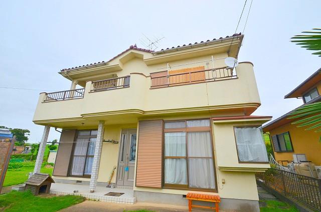 Local appearance photo. Appearance is a picture! It will be available as a two-family house ^^