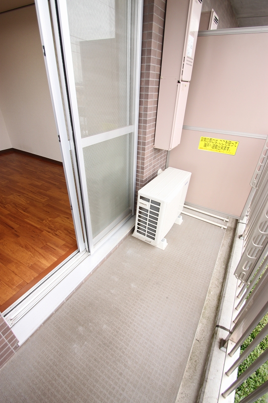 Balcony.  ■ Same apartment It is similar to photo