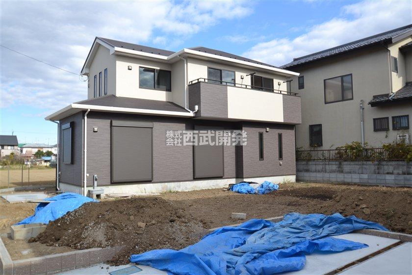 Local appearance photo. Local (12 May 2013) Shooting