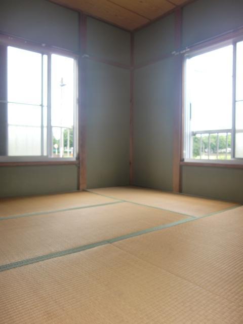 Other room space. 2F Japanese-style room