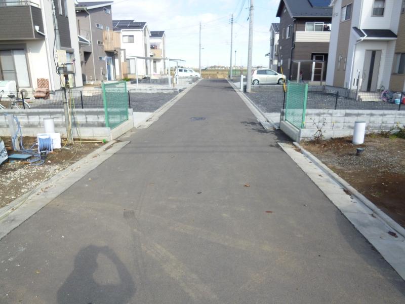 Local photos, including front road