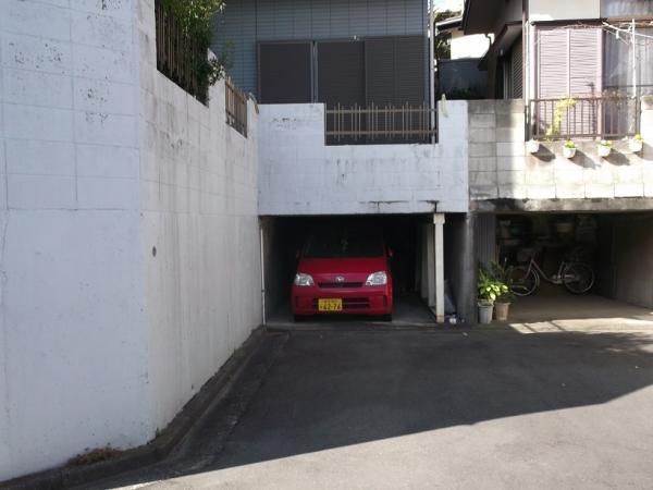 Parking lot