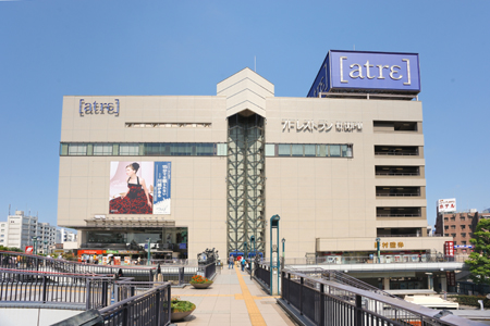 Shopping centre. Atre Maruhiro until the (shopping center) 862m