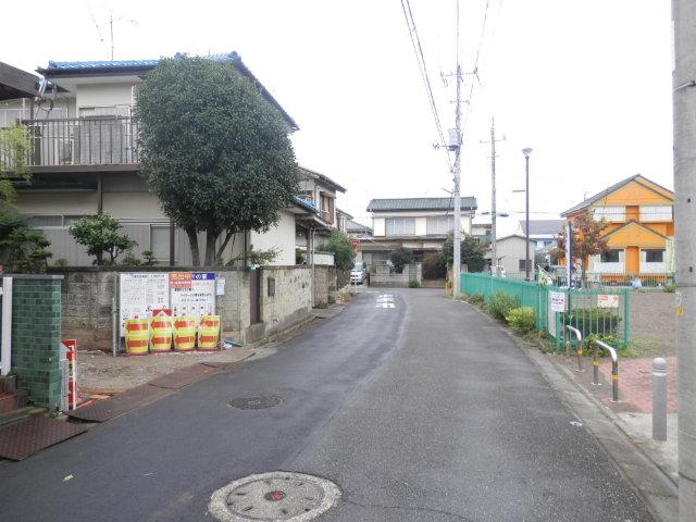 Local appearance photo. Local (10 May 2013) Shooting