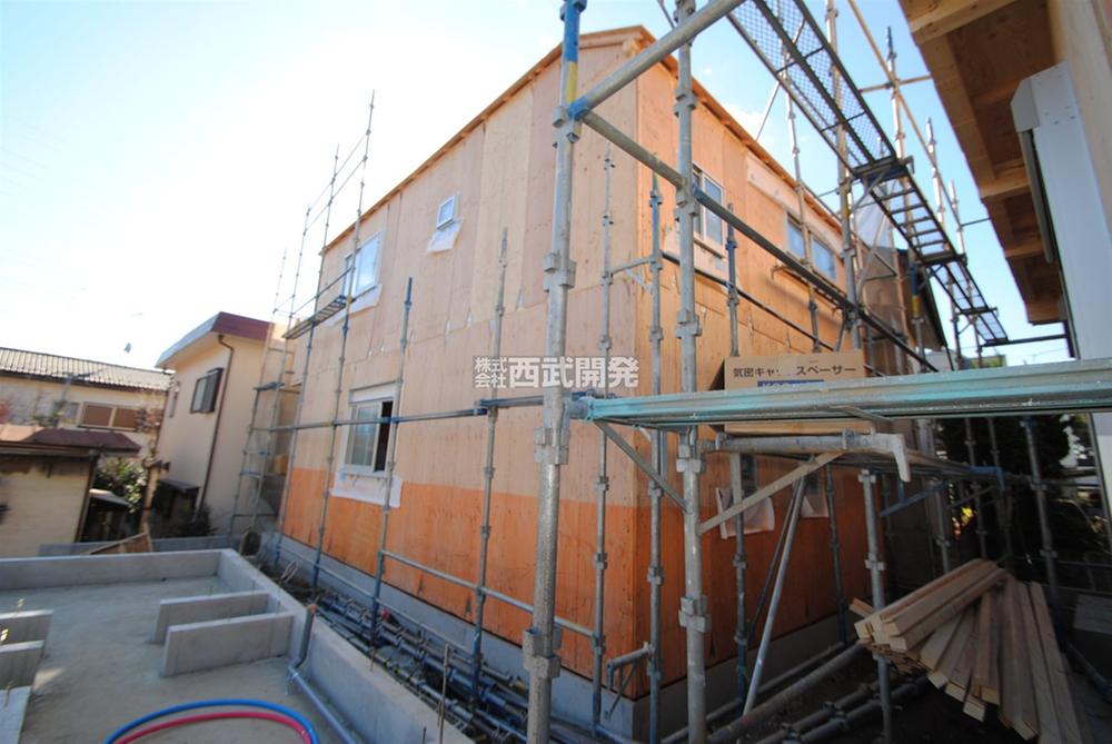 Local appearance photo. Local (12 May 2013) Shooting