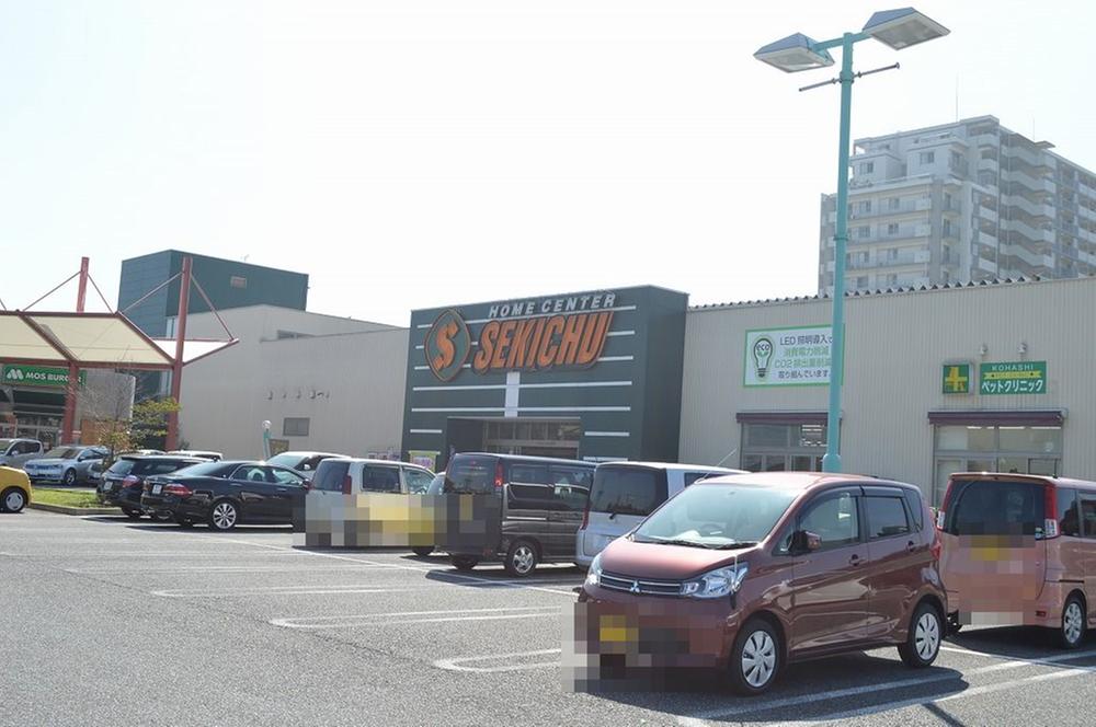 Shopping centre. Babies R Us 1171m home improvement to Kawagoe shop also features the same site.