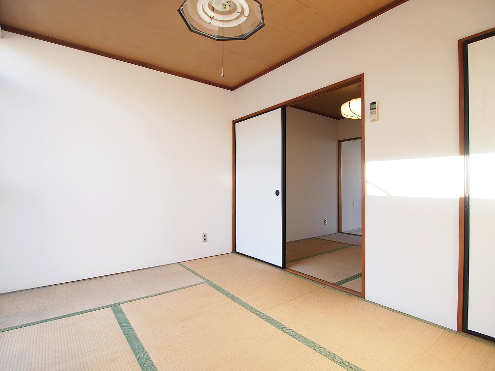 Other room space. Do the tatami mat sort after your contract