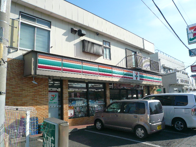 Convenience store. Seven-Eleven Kawagoe Suwa-cho store (convenience store) to 337m
