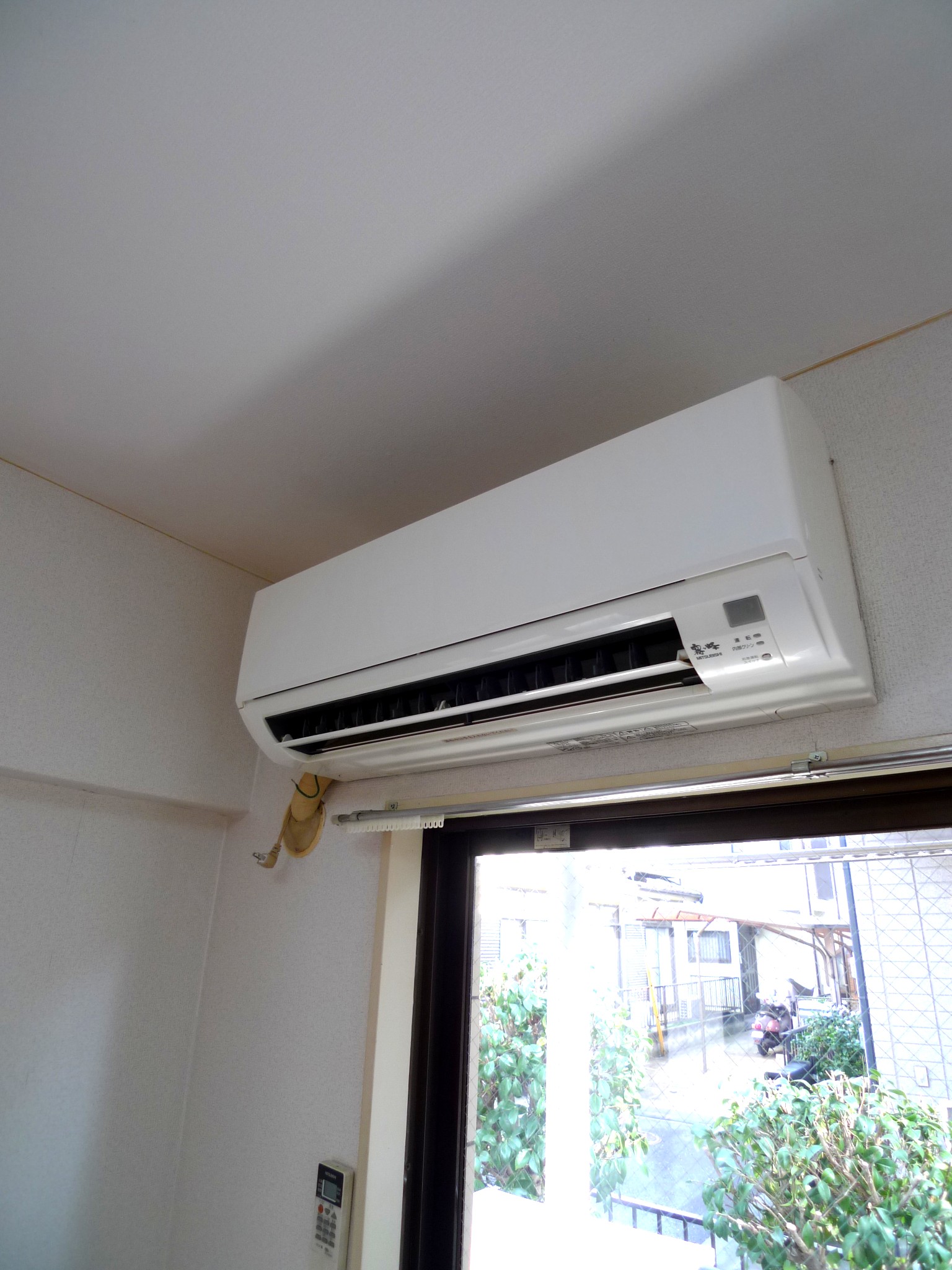 Other Equipment. Air conditioning new