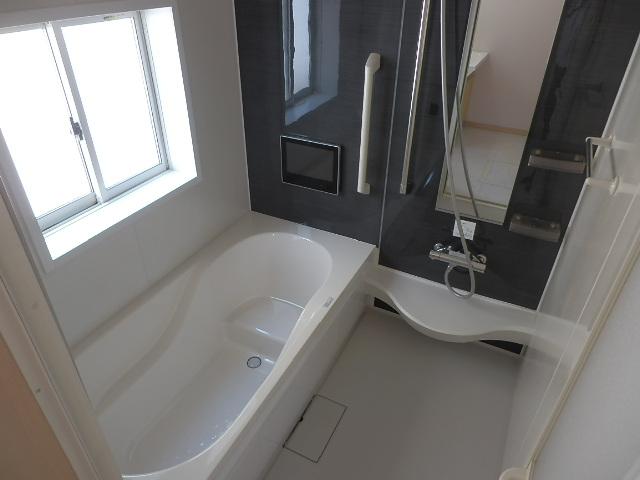 Same specifications photo (bathroom). Same specifications