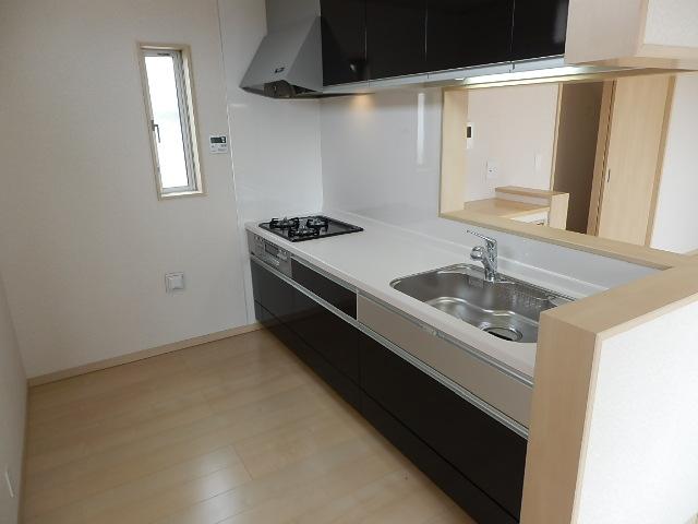 Same specifications photo (kitchen). Same specifications