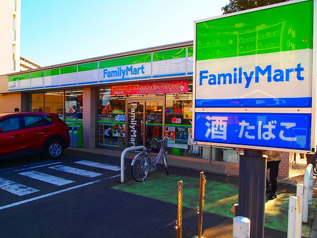 Convenience store. FamilyMart 127m to Kawagoe Kumano Machiten (convenience store)