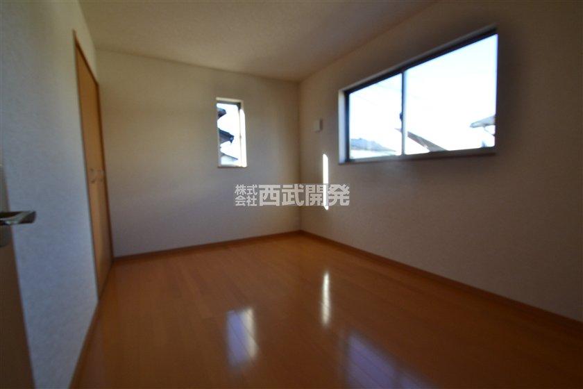 Non-living room. Indoor (12 May 2013) Shooting