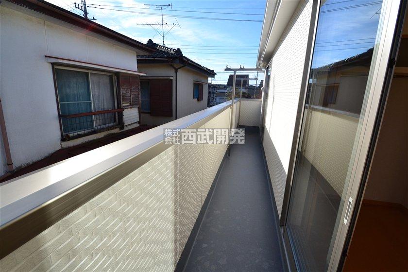 Balcony. Local (12 May 2013) Shooting