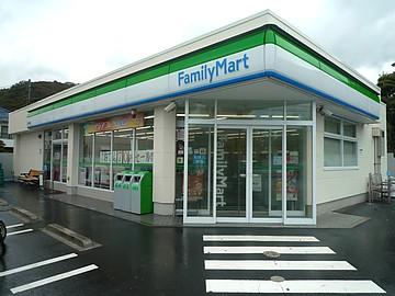 Convenience store. 99m to FamilyMart